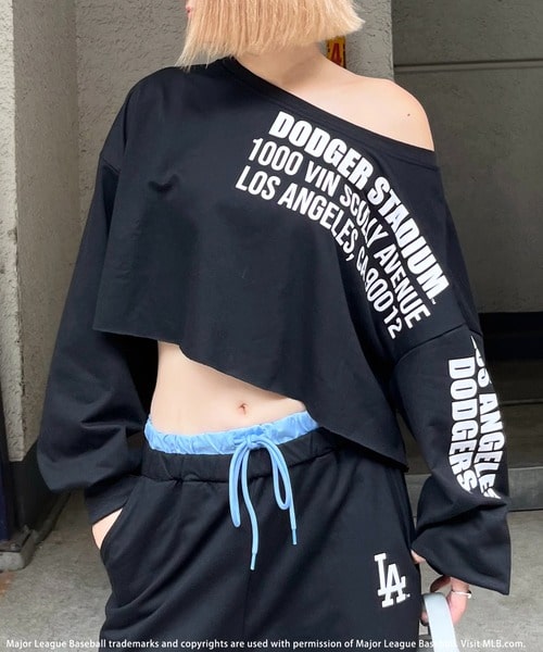 【MLB】プリントロゴオフショルダーセットアップ グレー F