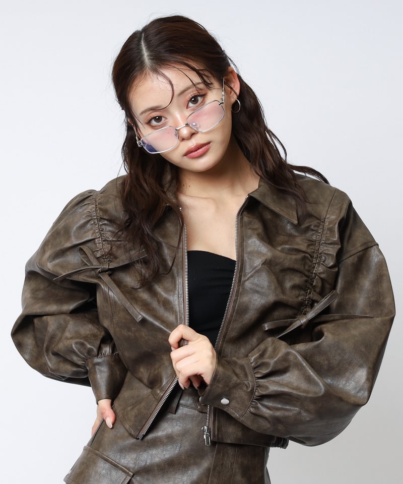 合皮ギャザーショートジャケット オフホワイト F