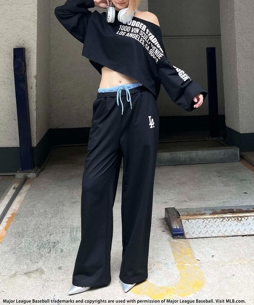 【MLB】プリントロゴオフショルダーセットアップ グレー F