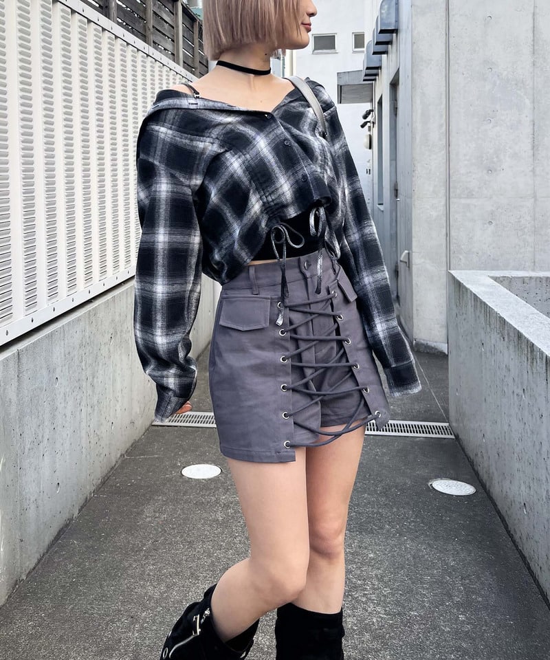 ラップ付きレースアップショートパンツ ブラック F