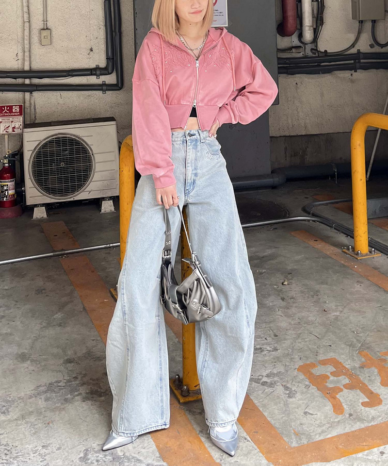 アイレットクラッシュロゴショートパーカー ブラック F