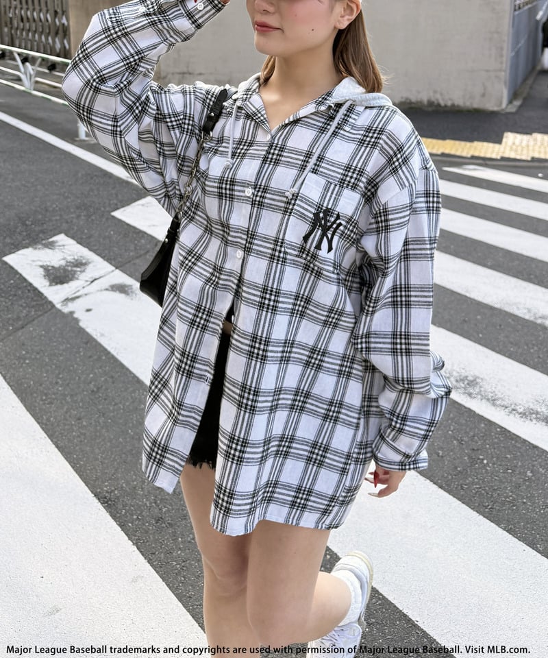 【MLB】チェックシャツフーディー ブラウン系 F