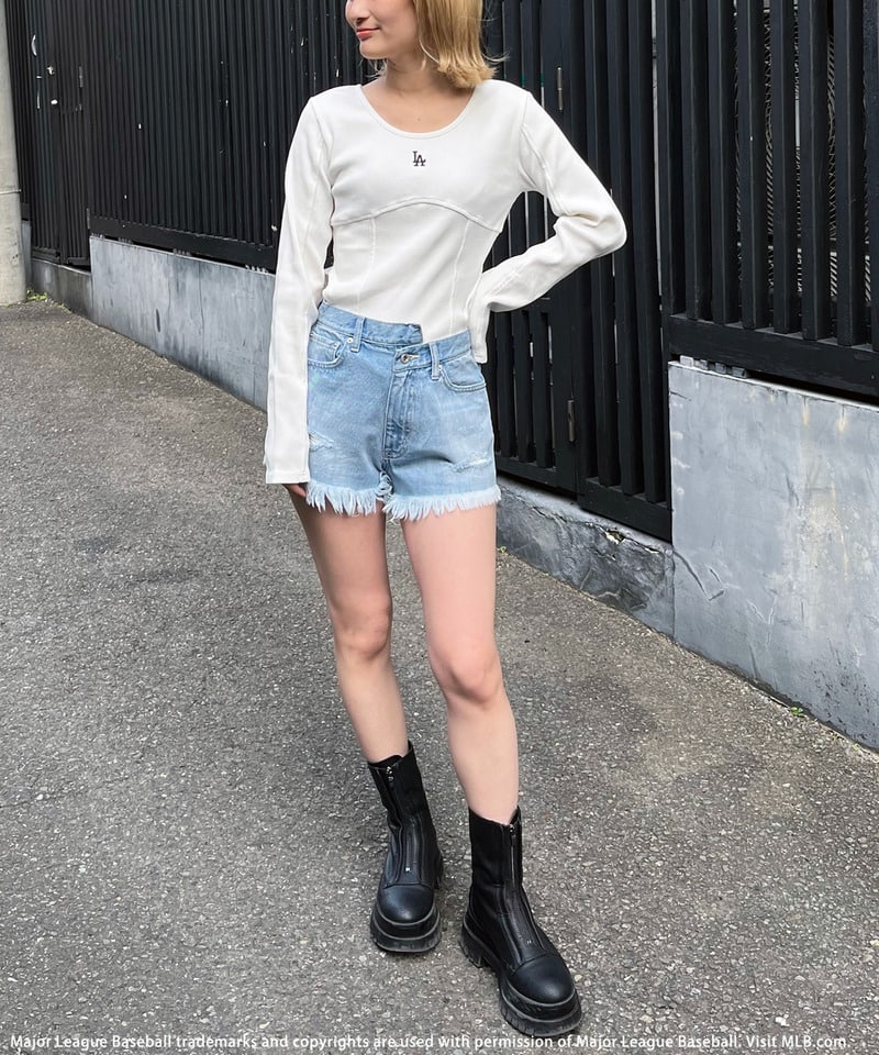 【MLB】ダメージデニムショートパンツ ブルー S