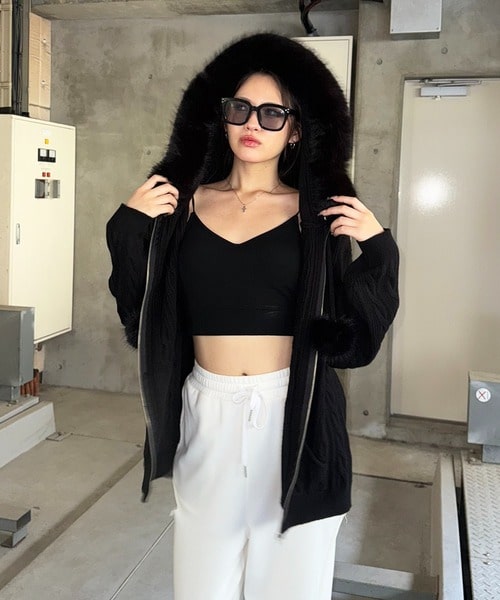 ぽんぽん付きケーブル編みZIPニットパーカーワンピース ブラウン F