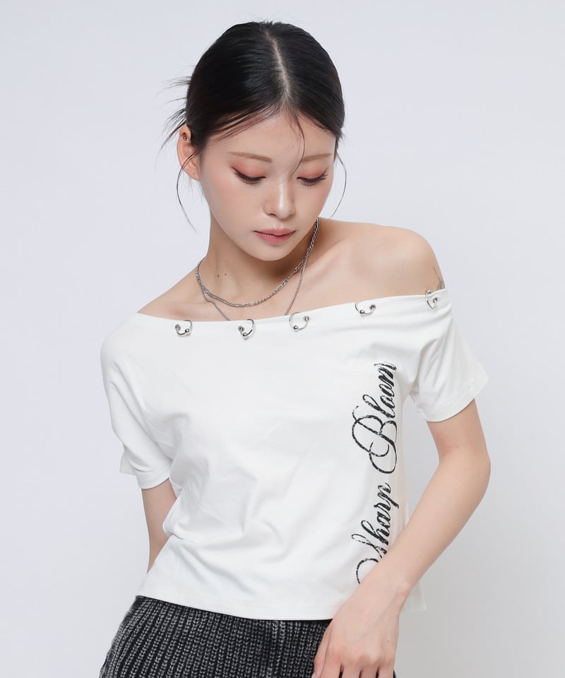 ワンショルフープピアスＴシャツ ホワイト F