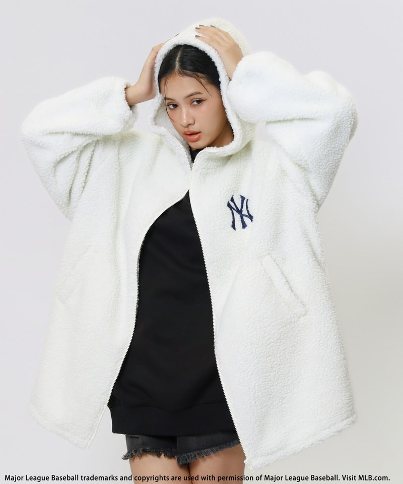 Loungedress フーディーボアブルゾン LOUNGEDRESS（ラウンジドレス）の「フーディボアブルゾン