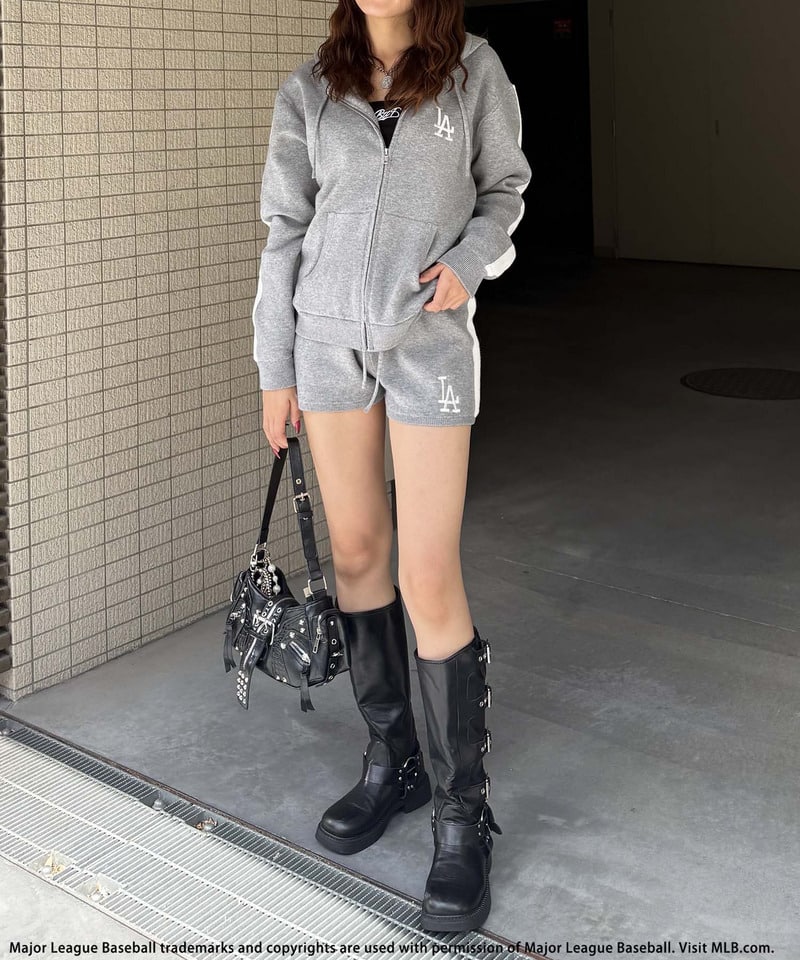 【MLB】刺しゅうロゴニットセットアップ カーキ系 F