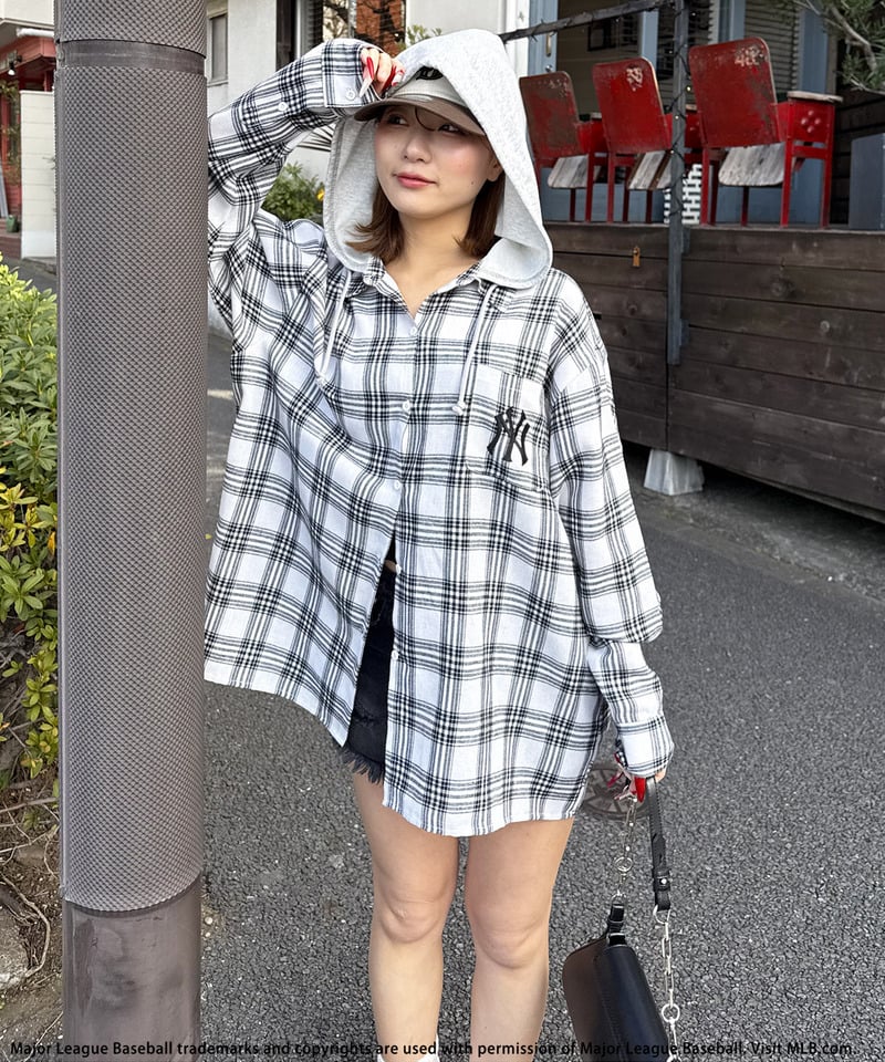 【MLB】チェックシャツフーディー ブラウン系 F