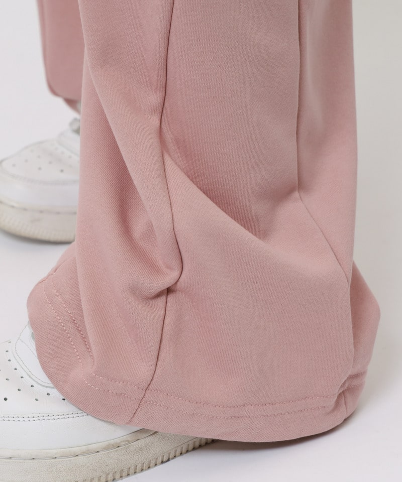 【MLB】刺しゅうロゴウエストカットバレルレッグスウェットパンツ ホワイト F