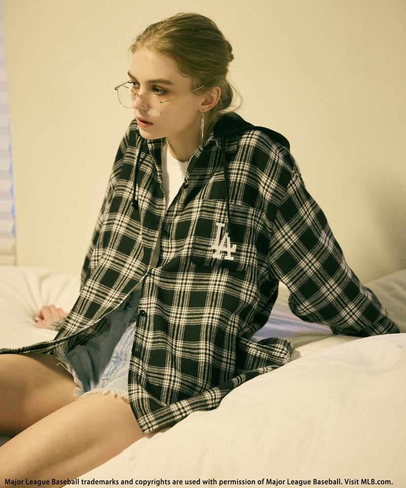 【MLB】チェックシャツフーディー ブラウン系 F