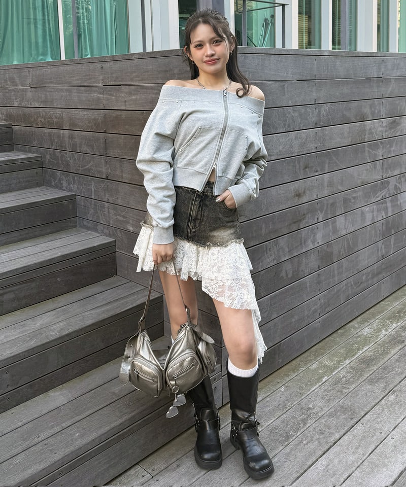 フロストオフショルトップス ブラック F