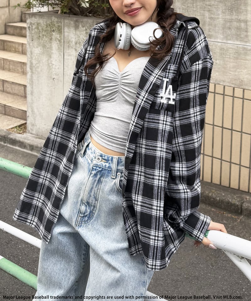 【MLB】チェックシャツフーディー ブラウン系 F