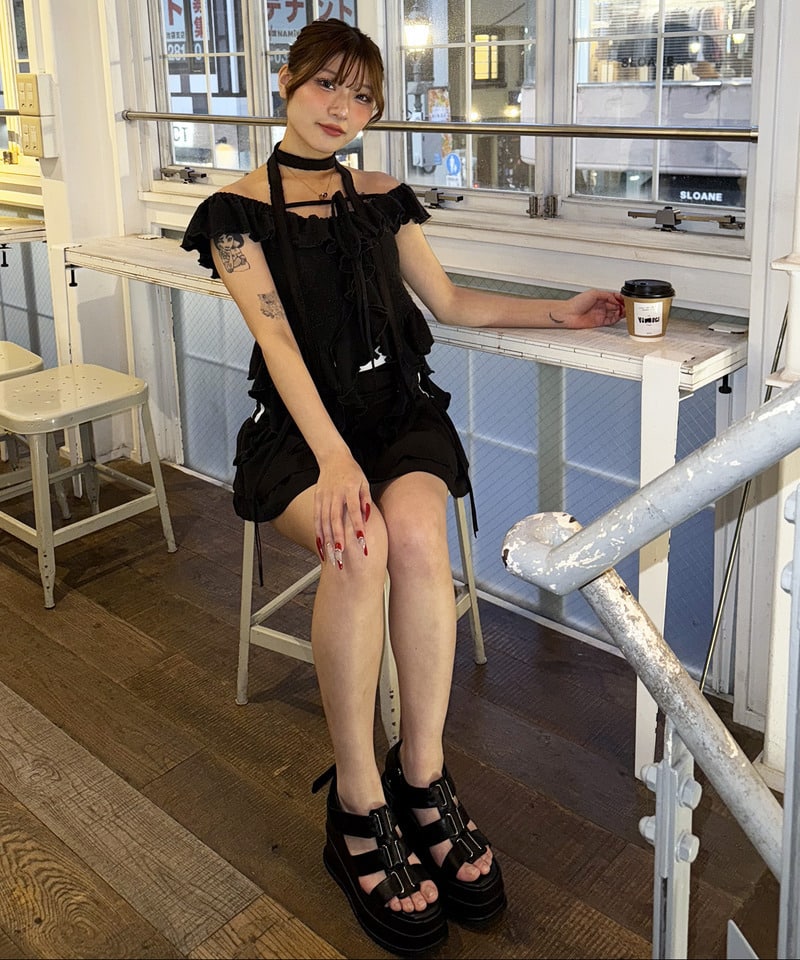 オフショルラメラッフルトップス ホワイト F