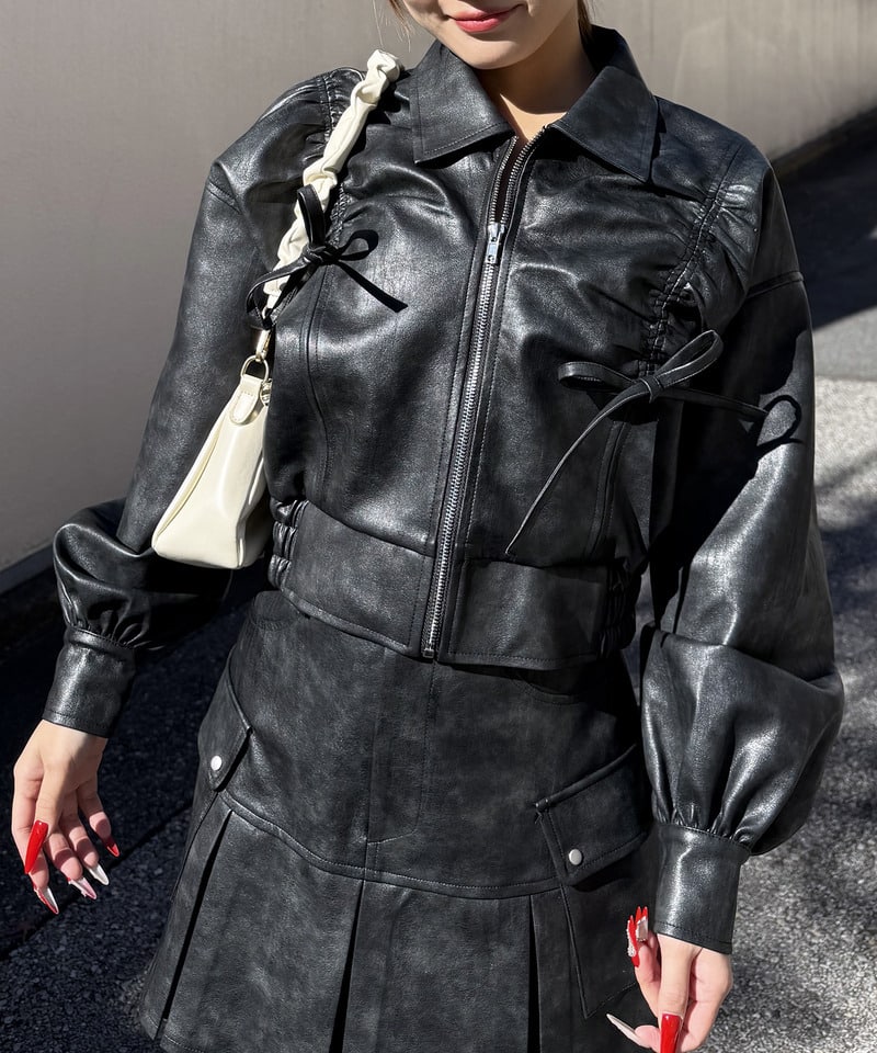 合皮ギャザーショートジャケット オフホワイト F