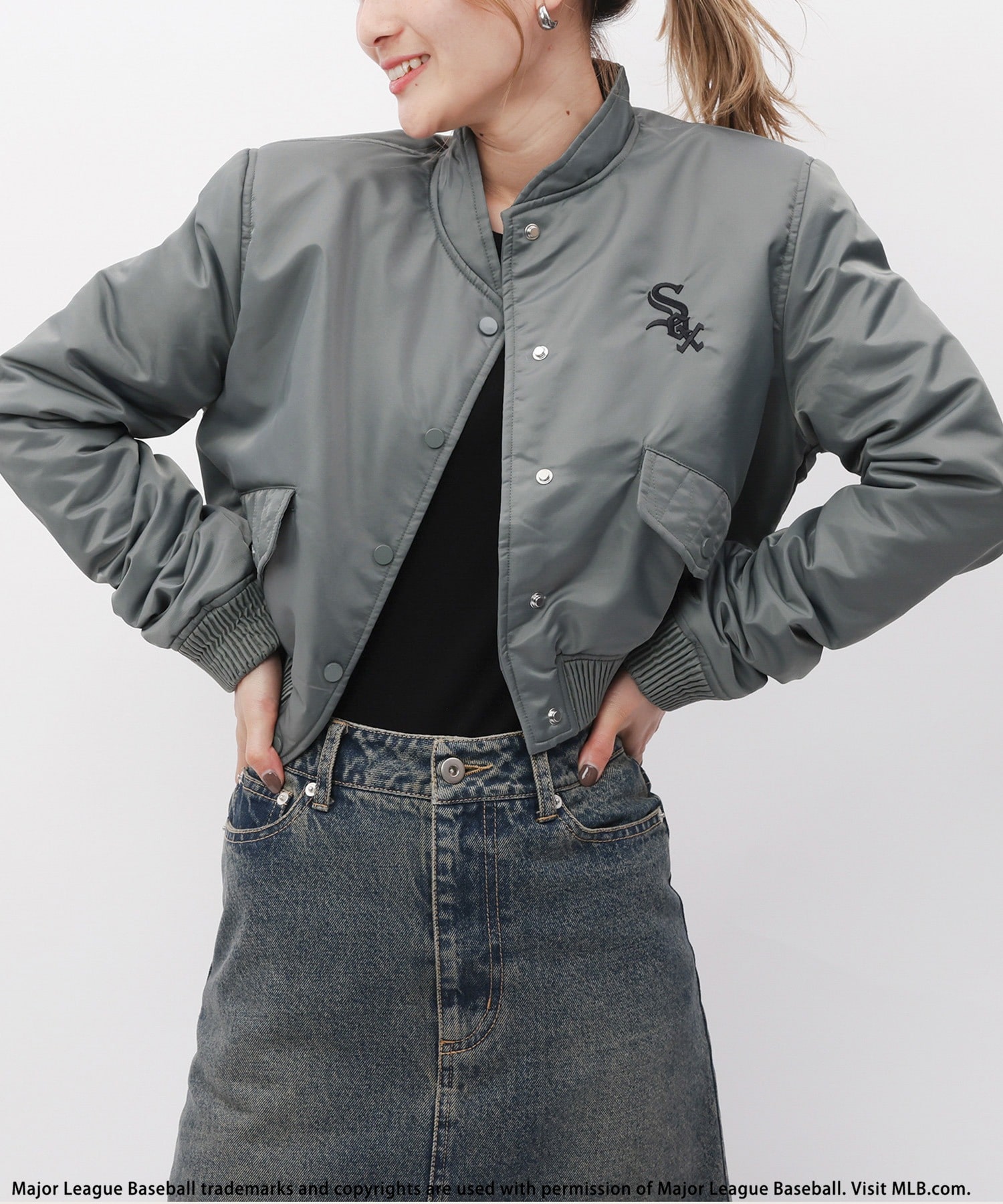 【MLB】ロゴボンバージャケット カーキ F