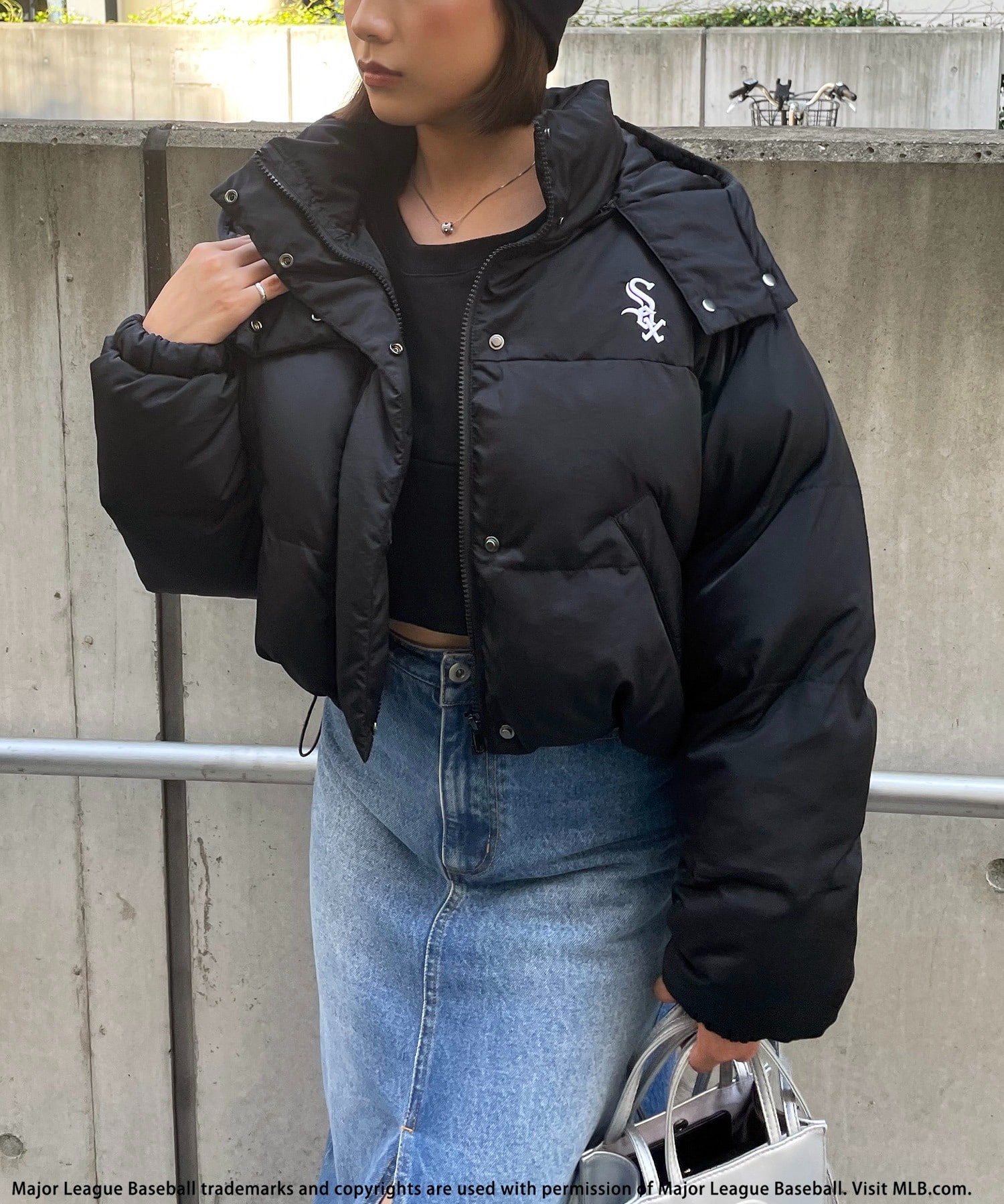 【MLB】ロゴショートパファージャケット ブラック F