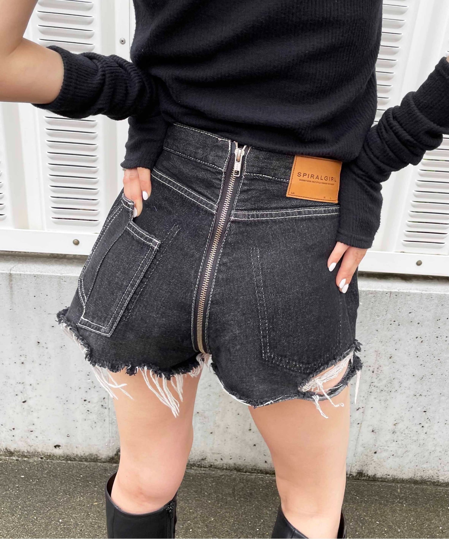 フルジップデニムショートパンツ ブラック S