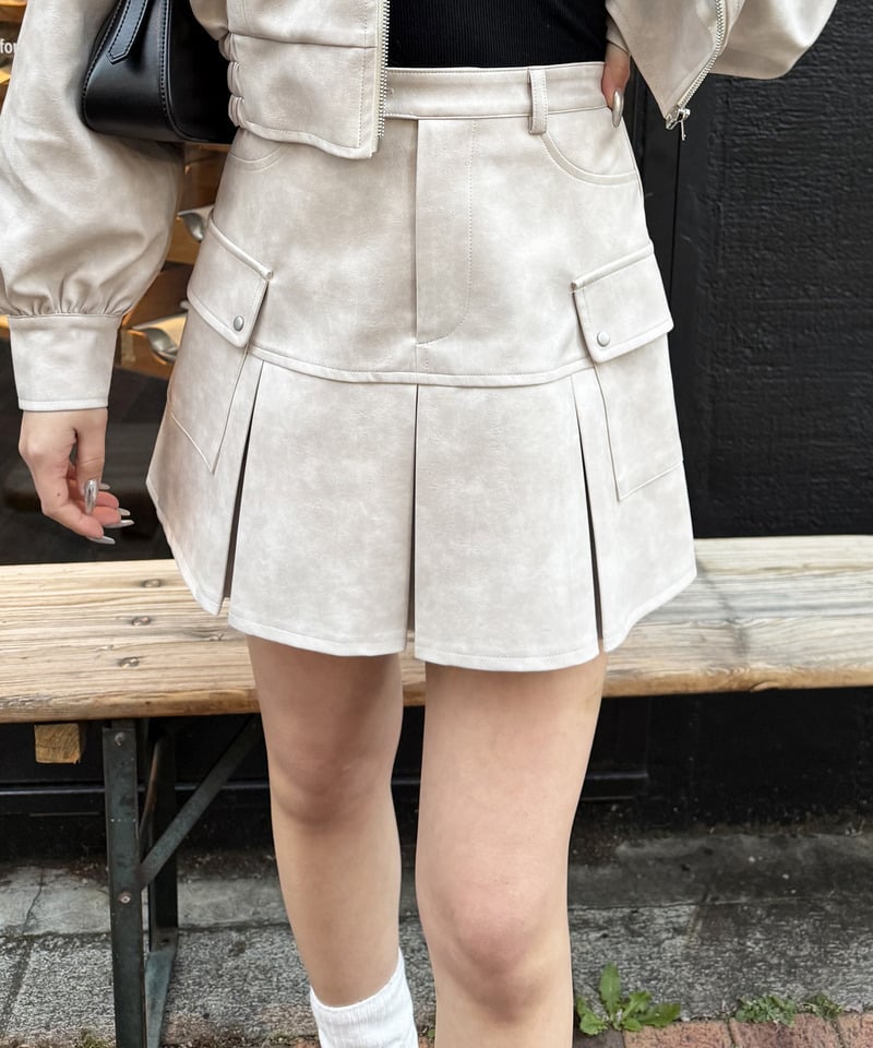 合皮プリーツスカート オフホワイト F