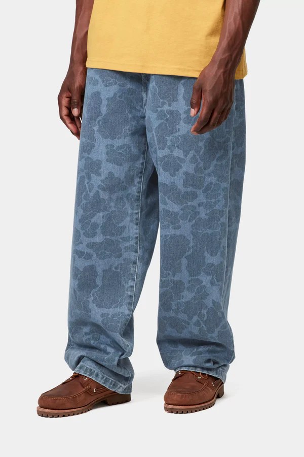 【Carhartt Wip カーハート ダブルアイピー】2025 デニムパンツ DUCK LANDON PANT ダック ランドン パンツ I033755 Camo Duck Blue bieached 32インチ【送料無料：北海道/沖縄/離島を除く】 Camo Duck Blue bieached 32インチ