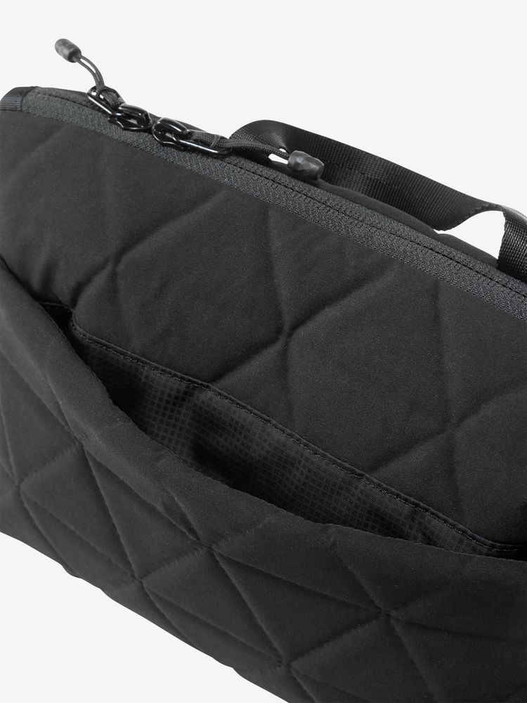 【THE NORTH FACE ザノース フェイス】2025 ショルダーポーチ Geoface Pouch ジオフェイスポーチ NM32356 MKメタルピンク MKメタルピンク Fサイズ