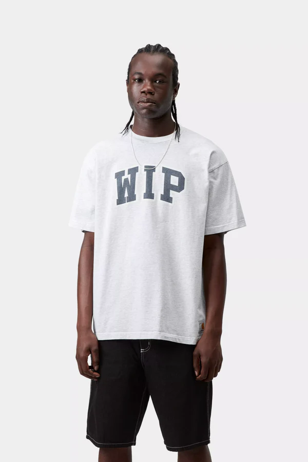 【Carhartt Wip/カーハート ダブルアイピー】2026 T-シャツ WIP Iii T-SHIRT 4573654463546 Ash Heather (heavy stone wash) Sサイズ (S,M,L)  Ash Heather (heavy stone wash) Sサイズ