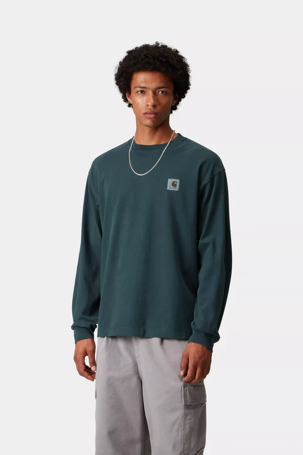 【Carhartt Wip/カーハート ダブルアイピー】2025 長袖Tシャツ L/S VISTA T-SHIRT ロングスリーブ ビスタ Tシャツ I030779 Deep Lagoon gament dyed （M.L）【送料無料:北海道/沖縄/離島を除く】 Deep Lagoon gament dyed Mサイズ