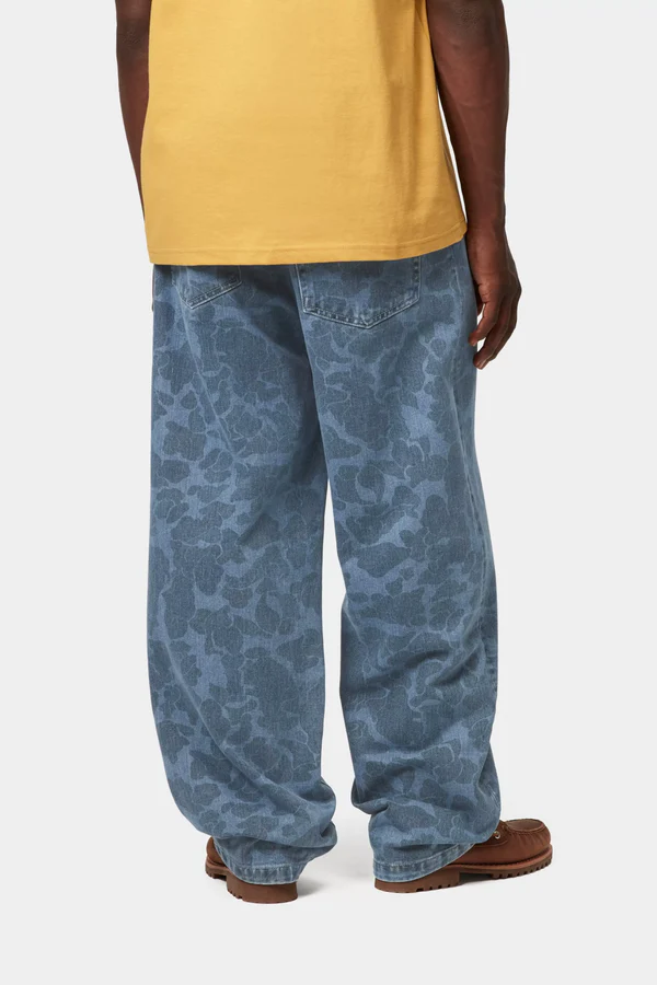 【Carhartt Wip カーハート ダブルアイピー】2025 デニムパンツ DUCK LANDON PANT ダック ランドン パンツ I033755 Camo Duck Blue bieached 30インチ【送料無料：北海道/沖縄/離島を除く】 Camo Duck Blue bieached 30インチ