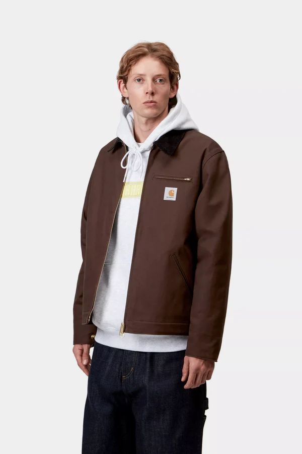 【Carhartt Wip/カーハート ダブルアイピー】2025 ジャケット DETROIT JACKET デトロイトジャケット I015264 Tobacco/Black (S.M.L) 【送料無料 ：北海道/沖縄/離島含を除く】 Tobacco/Black Sサイズ