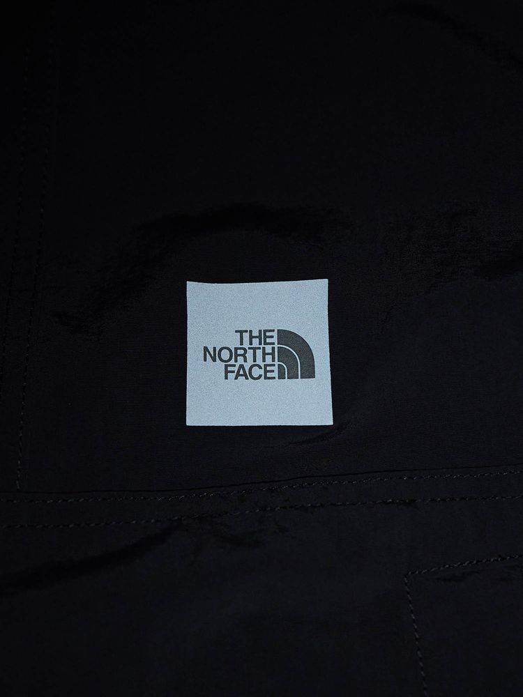  【THE NORTH FACE ザノース フェイス 】2025 ジャケット Enride Track Jacket エンライド トラック ジャケット NP22560 FI フォッシル アイボリー（M.L）【送料無料 ：北海道/沖縄/離島を除く】 FI フォッシル アイボリー Mサイズ