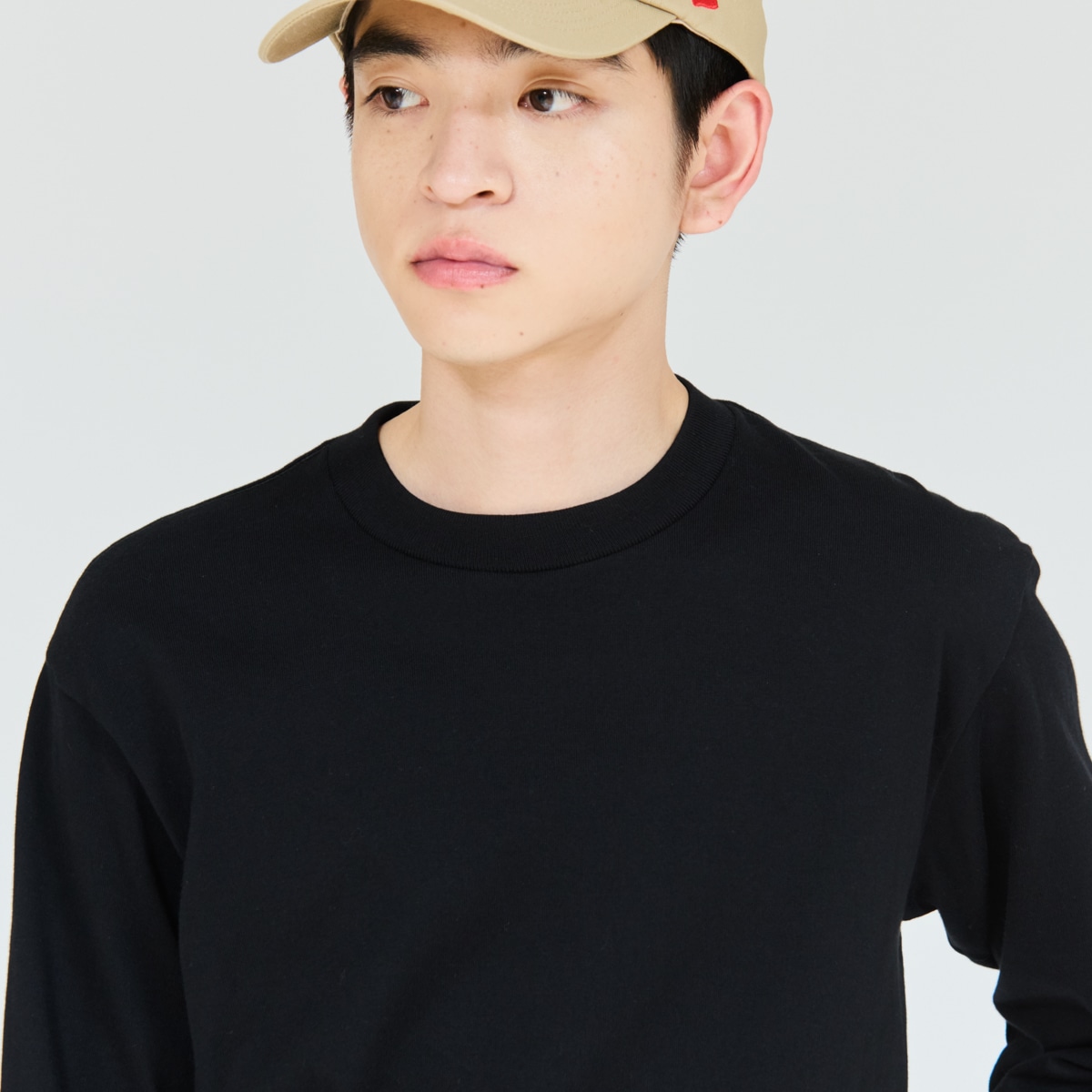 ★SALE【Hanes KURO】 CREW NECK  LONG SLEEVE クルーネック ロングスリーブ Tシャツ 秋冬 長袖  (HM4-A201）XLサイズ 4550671230108 【北海道/沖縄/離島 着払い】 090 BLACK（ブラック） XLサイズ