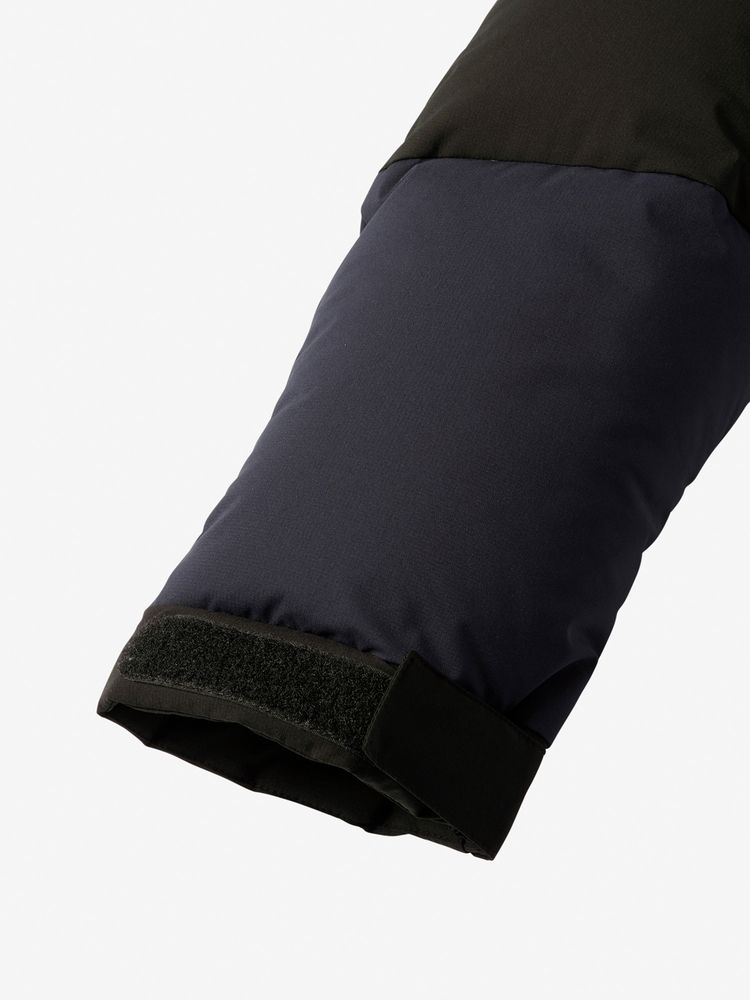 SALE【THE NORTH FACE ザノース フェイス】2025 バルトロライトジャケット（ユニセックス） ND92551 CK ブラック×クラシックカーキ  (Lサイズ) 4571657552922【送料無料：北海道/沖縄/離島を除く】 CK ブラック×クラシックカーキ Lサイズ