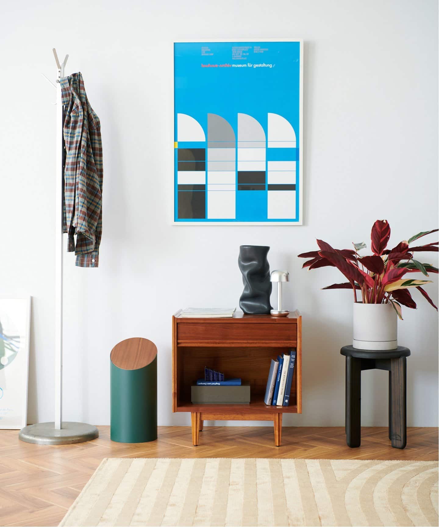 TRESTLES NIGHT STAND トラッセルナイトスタンド　701