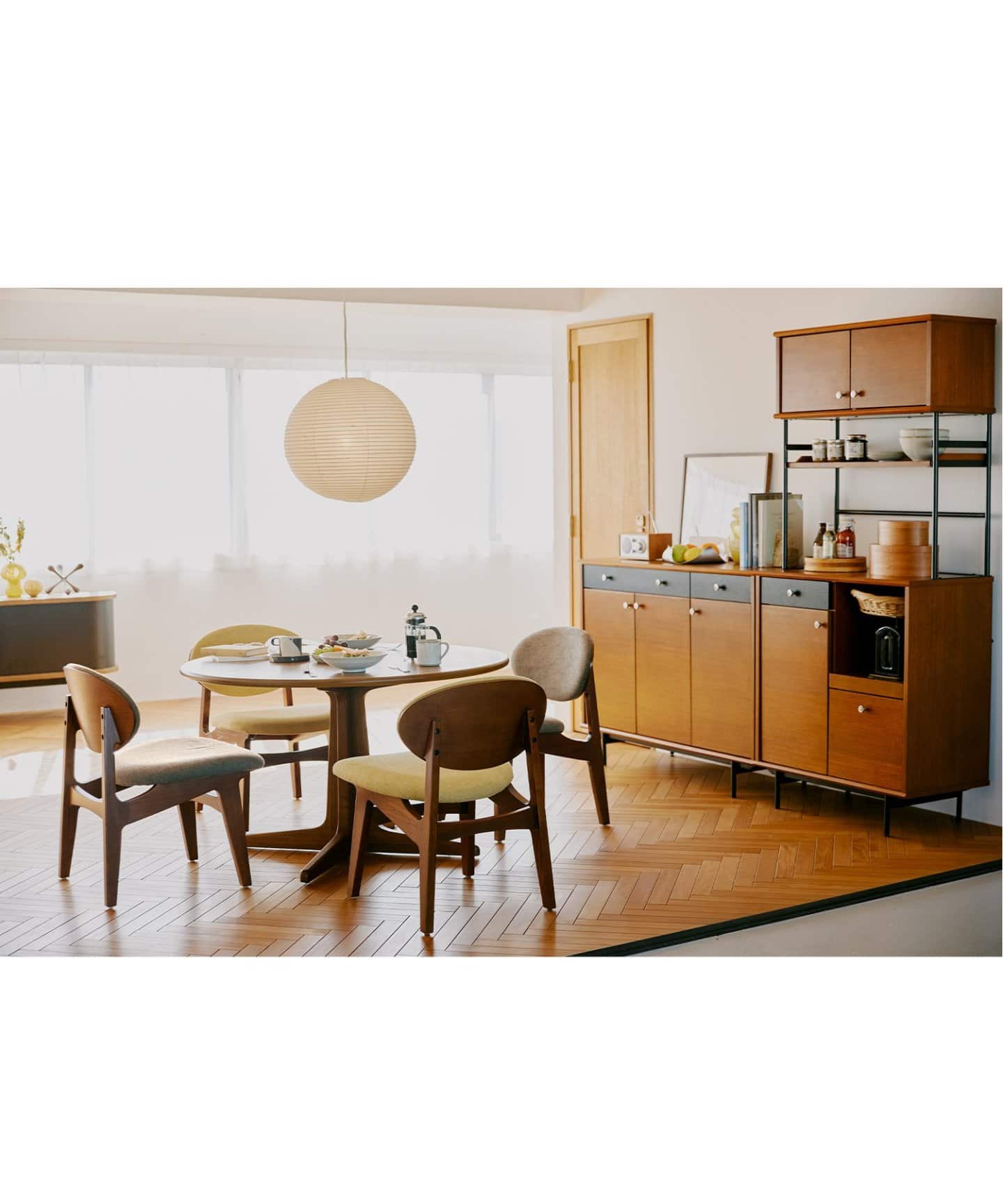 【送料お得な低価格/完成品】TRESTLES LOUNGE CHAIR(BE)　トラッセルラウンジチェア ベージュ　704