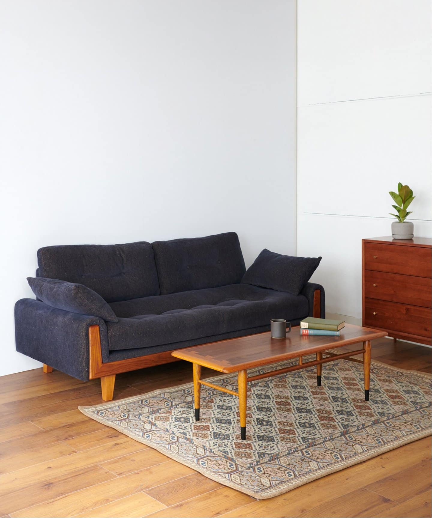 ACCLAIM COFFEE TABLE　アクレイム コーヒーテーブル　701