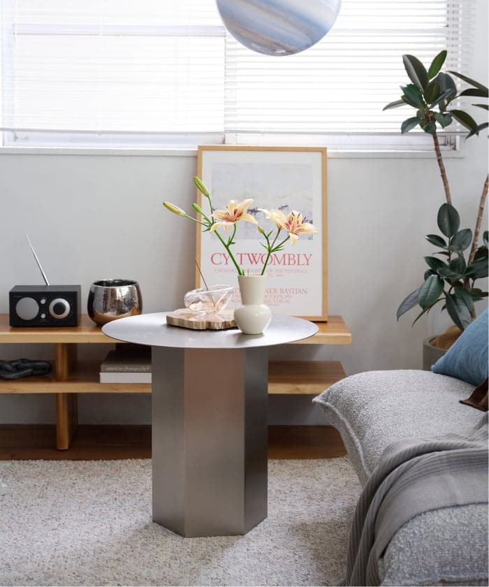LIOR SIDE TABLE　リオール サイドテーブル　701