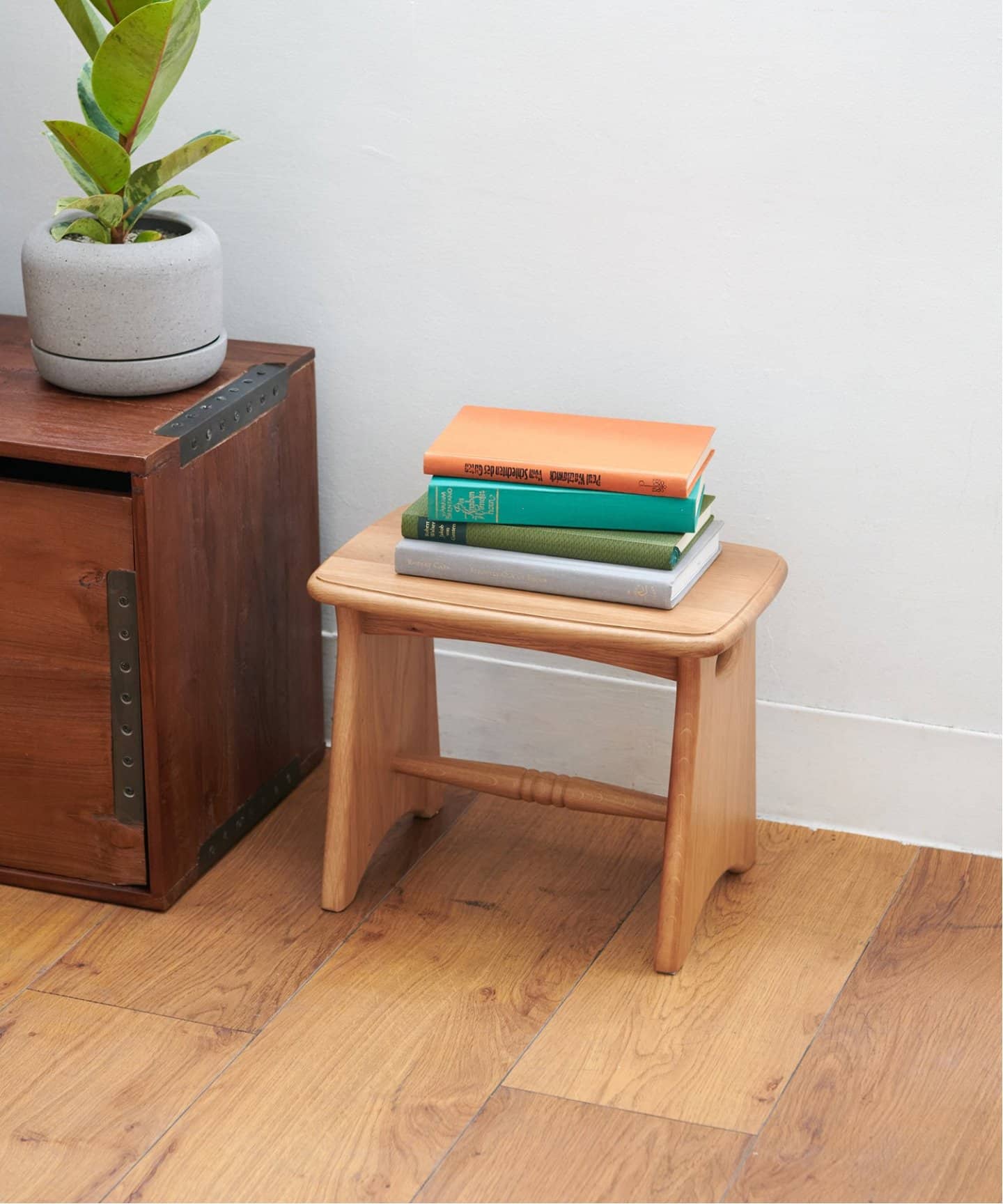 ADEL Tiny Step Stool アデル ステップ スツール 704