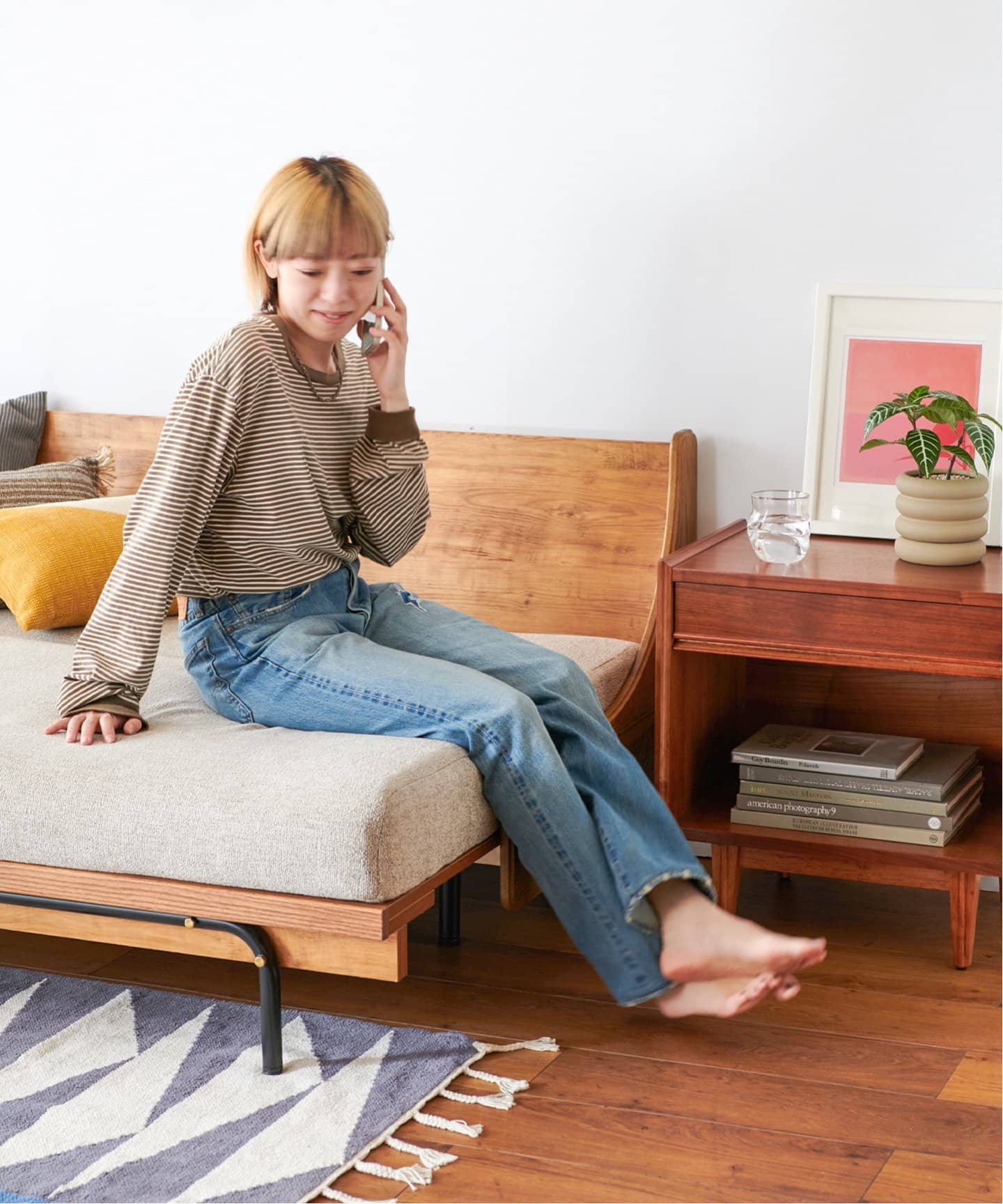 TRESTLES NIGHT STAND トラッセルナイトスタンド　701