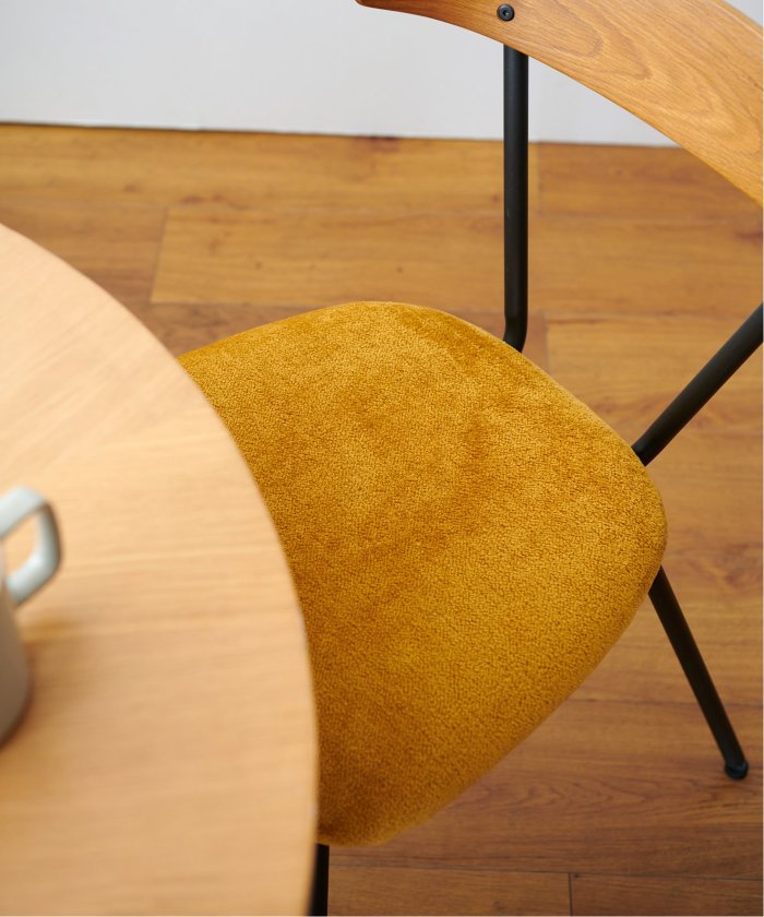 GRANDVIEW CHAIR_3rd(Y24)　グランドビュー チェア イエロー　704 イエロー