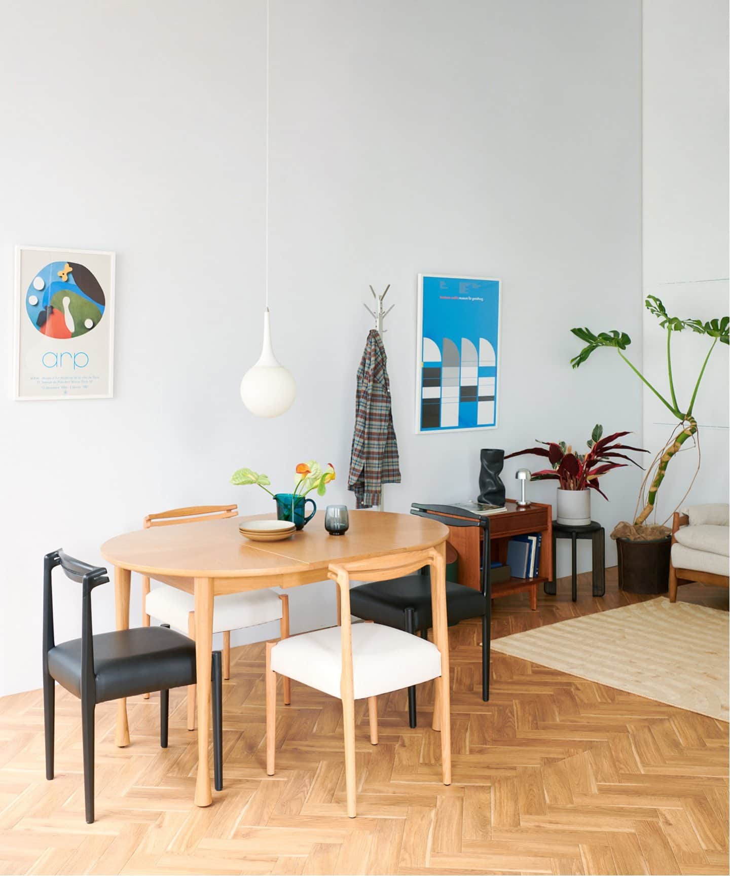 AROS ROUND TABLE natural アロス ラウンド テーブル ナチュラル　703 ナチュラル