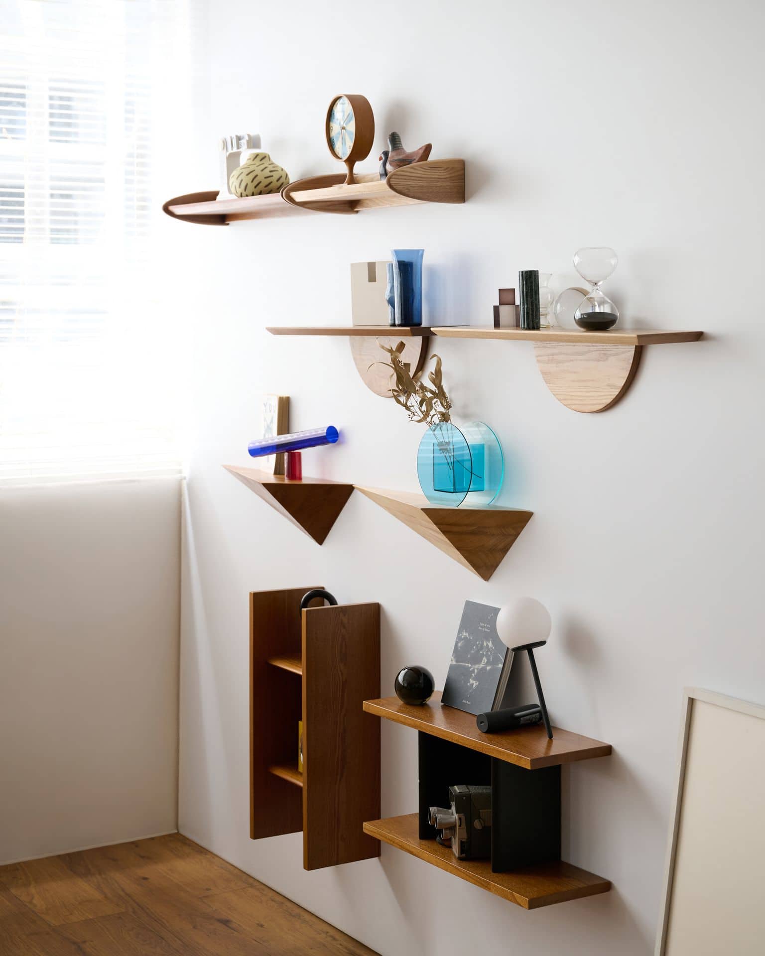 BRITZ WALL SHELF(BK)　ブリッツ ウォールシェルフ　708