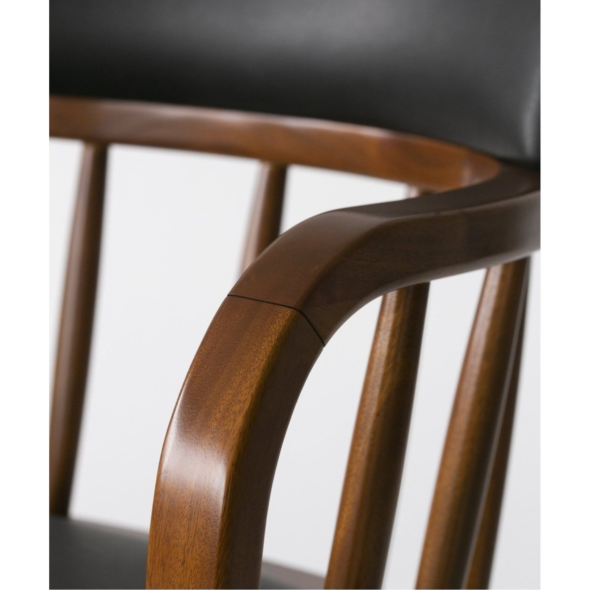 OAKS ARM CHAIR_PVC BK オークスアームチェア　家具