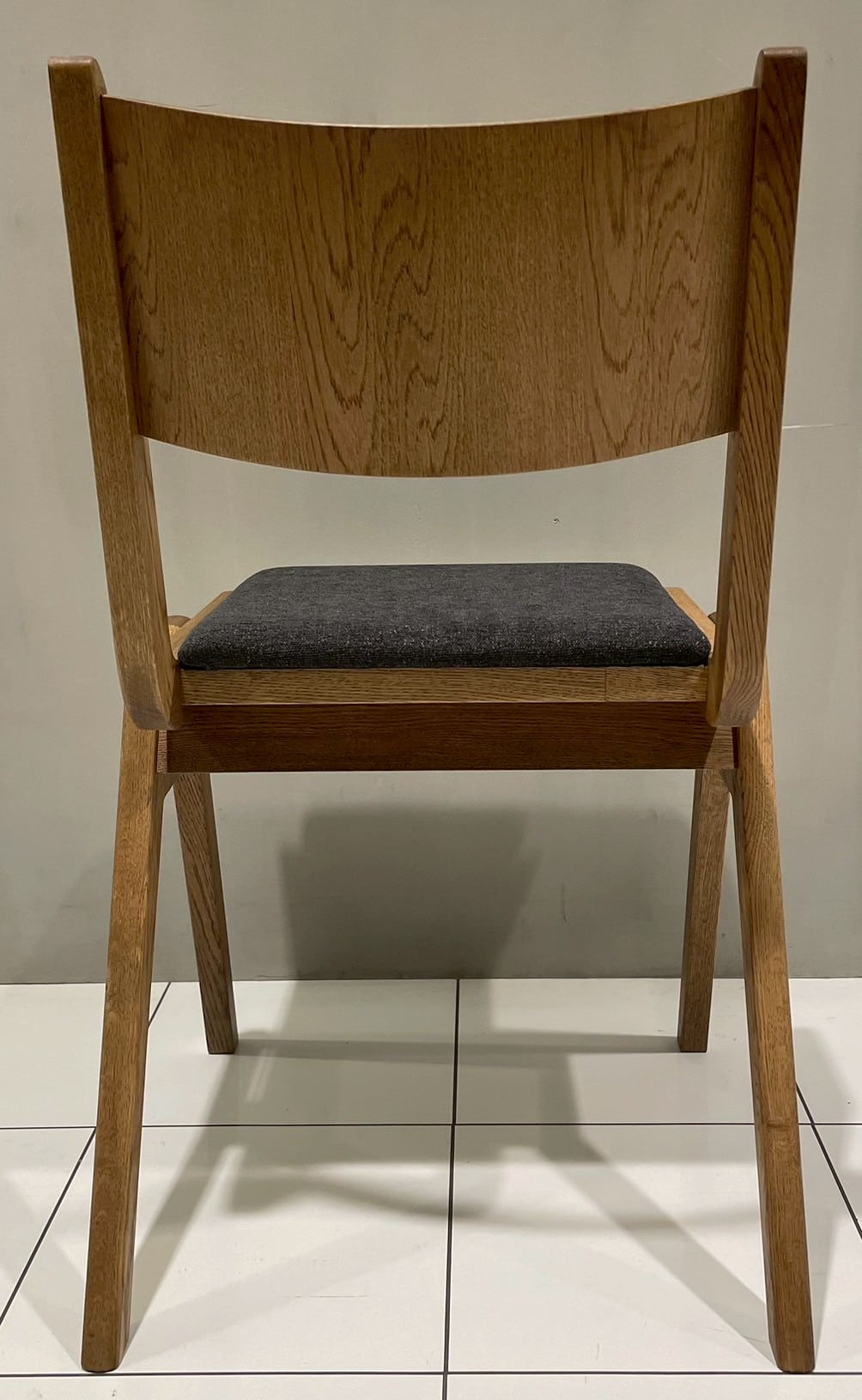 ハイドダイニングチェア(IC-DGY)　展示現品特価 WF-2/IC-DGY