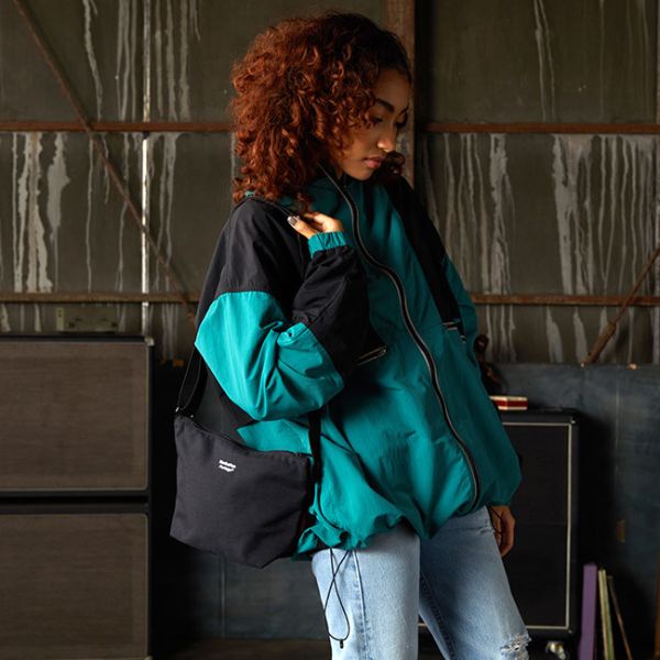 Cobble Hill Nylon Messenger Bag (XS) No Flap Black XS