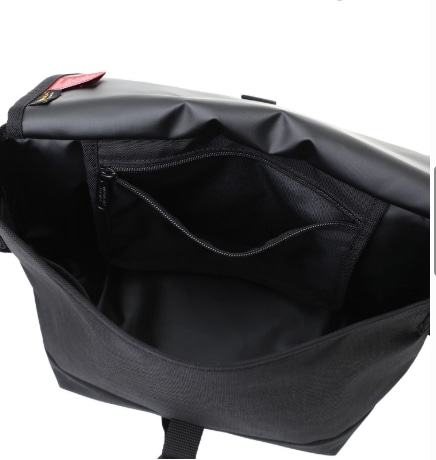 NYLON MESSENGER BAG JR (SM) BP W/DIV LVL TMP Black S