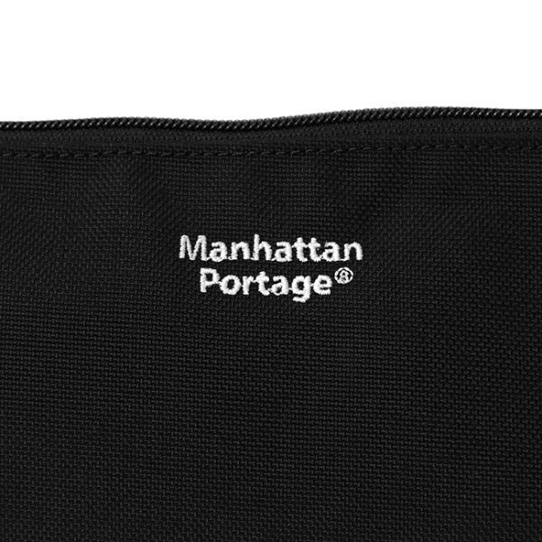 Cobble Hill Nylon Messenger Bag (M) No Flap Black M
