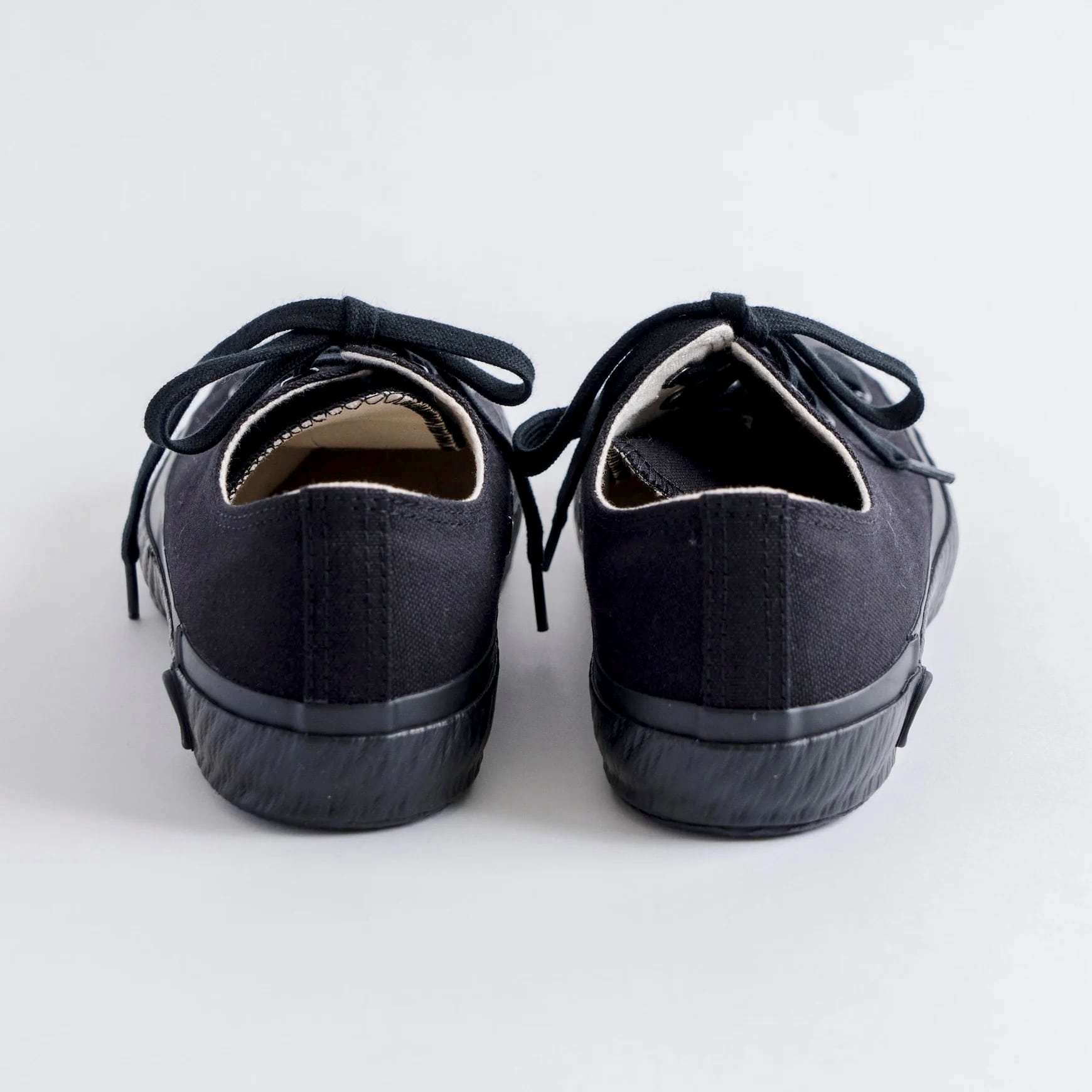 SHOES LIKE POTTERY / LOW ブラック モノクローム / MOONSTAR モノクローム 22
