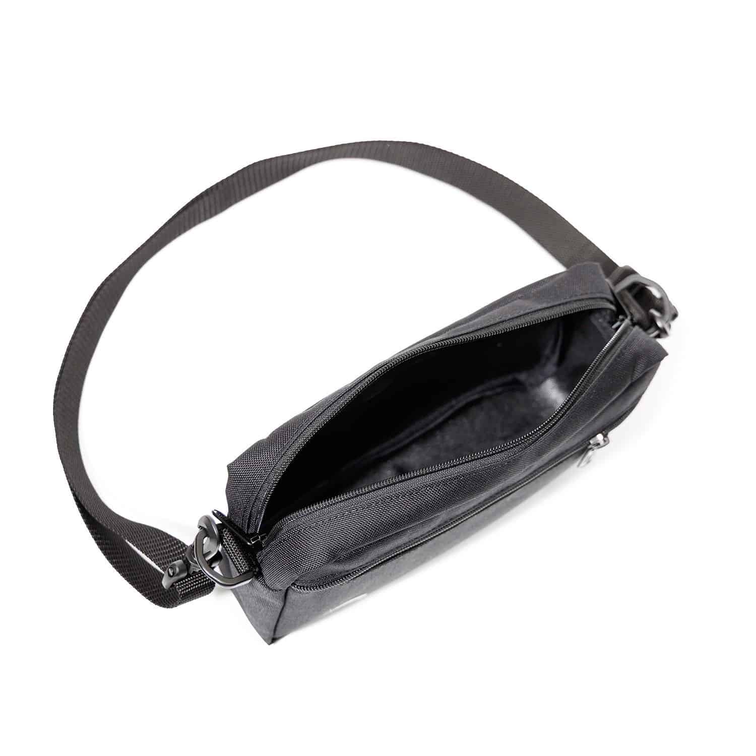 MP1404LCARROTS25 Black