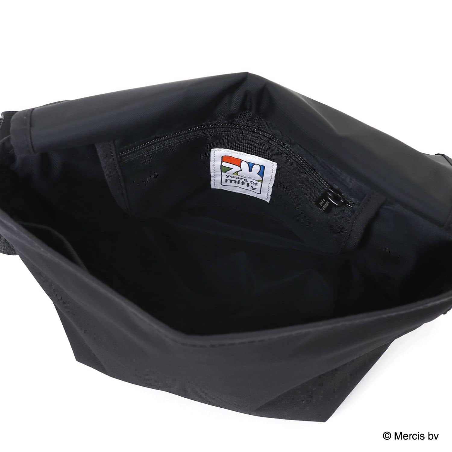 MP1603BPDMGNTMF70 Black