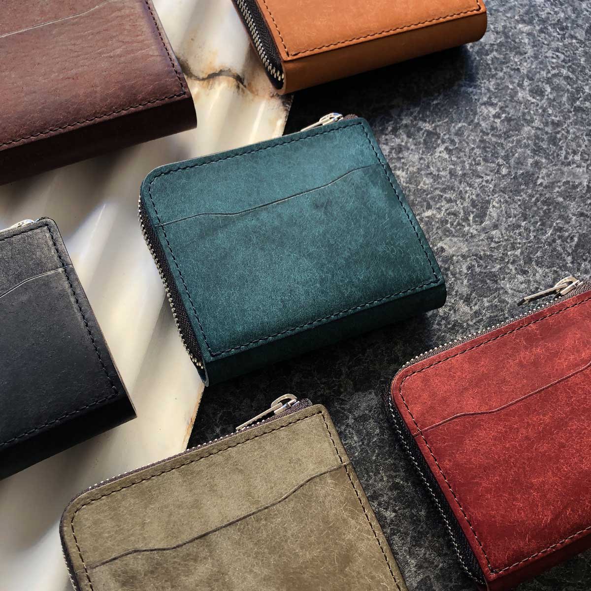 【Pueblo×栃木レザー】 L字ファスナー短財布 グレー ー