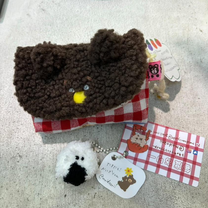 ブチック毎度　クマのポーチ、おにぎりキーホルダー